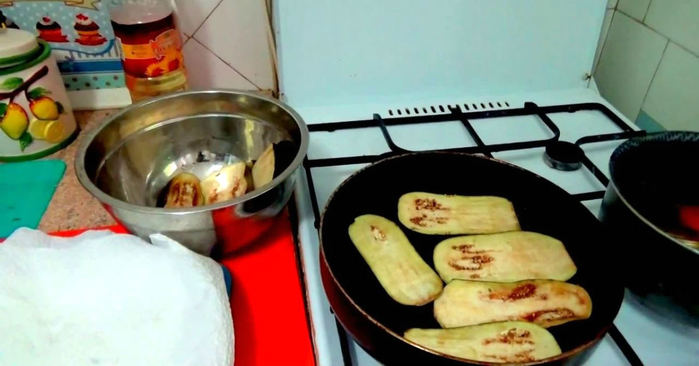 2835299_Baklajani_s_myodom_na_zimy2 (700x366, 46Kb)