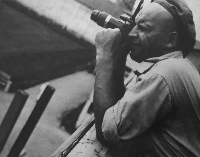 35 Александр Родченко на строительстве Беломорканала. 1933 годМультимедиа Арт Музей, Москва (700x551, 77Kb)