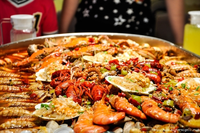 3085196_dishmealfoodseafoodgourmetcuisinespicypaelladinetogethereuropeanfoodseafoodboil615413 (700x464, 307Kb)