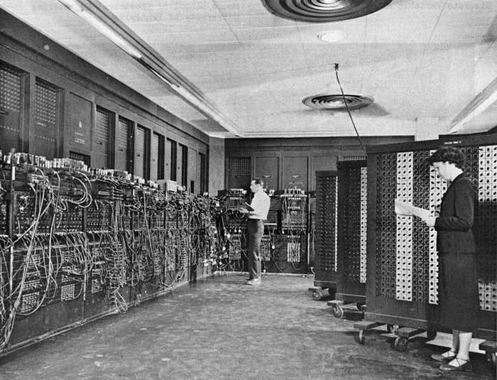 РєРѕРјРїСЊСЋС‚РµСЂ ENIAC1 (700x535, 276Kb)