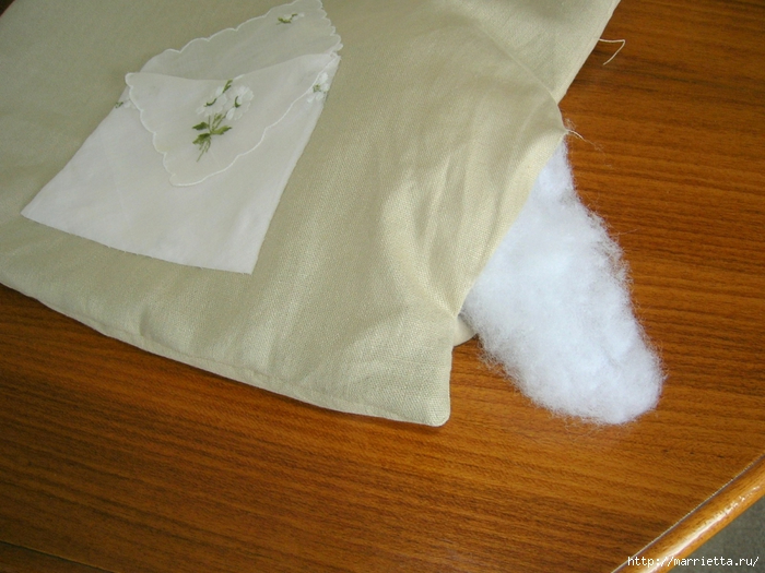 Лавандовая подушка с кармашком из носового платка (7) (700x525, 370Kb)
