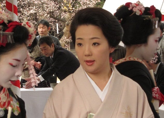 3085196_maturegeisha (632x455, 45Kb)