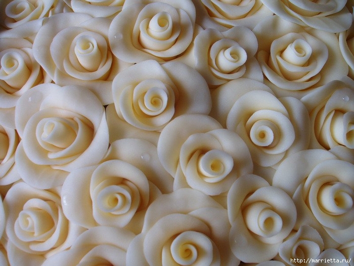 Торт «Корзина с розами» из сахарной мастики (3) (700x525, 268Kb)