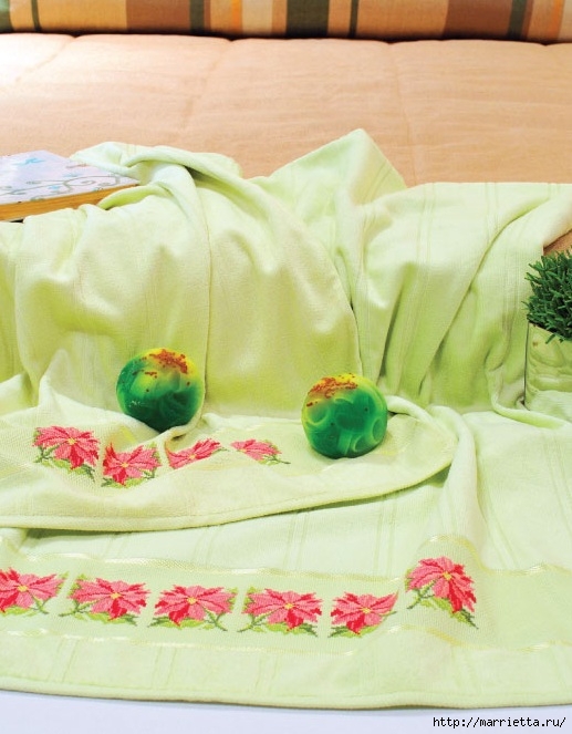 Вышивка «Пуансеттия» для украшения полотенца (2) (517x663, 196Kb)