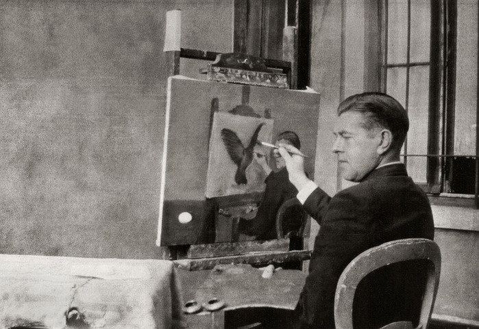 1936 4 ,René Magritte painting Clairvoyance,  (700x481, 117Kb)