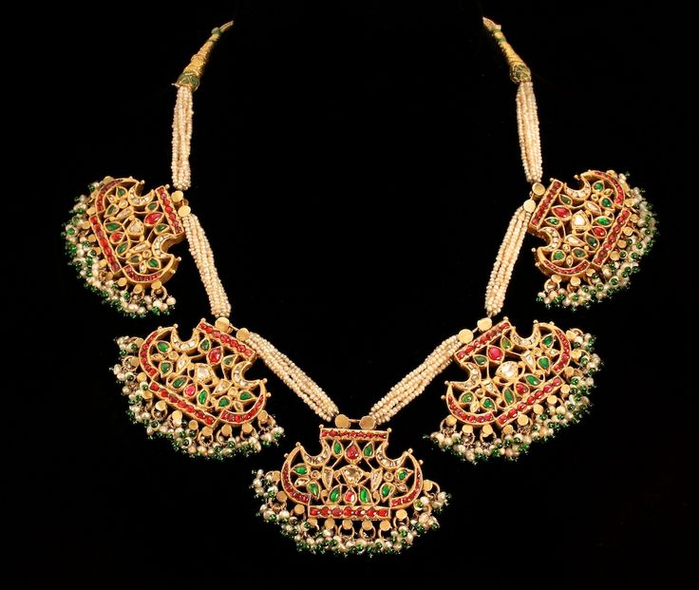 6b4267462f6412176fd7cdafb6e39850--temple-jewellery-womens-jewelry (700x590, 262Kb)