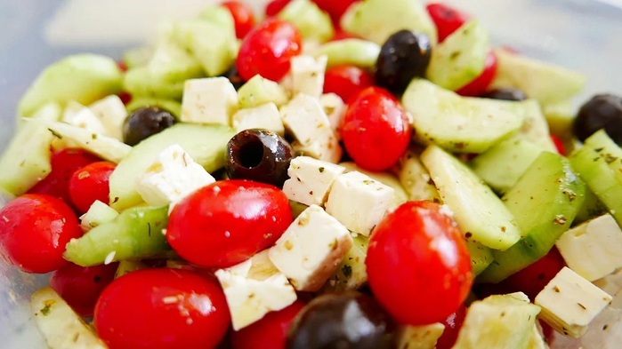greek salad1 (700x393, 292Kb)