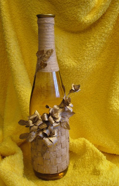 Панно и декор бутылки из бумажной бечевки (8) (384x600, 210Kb)