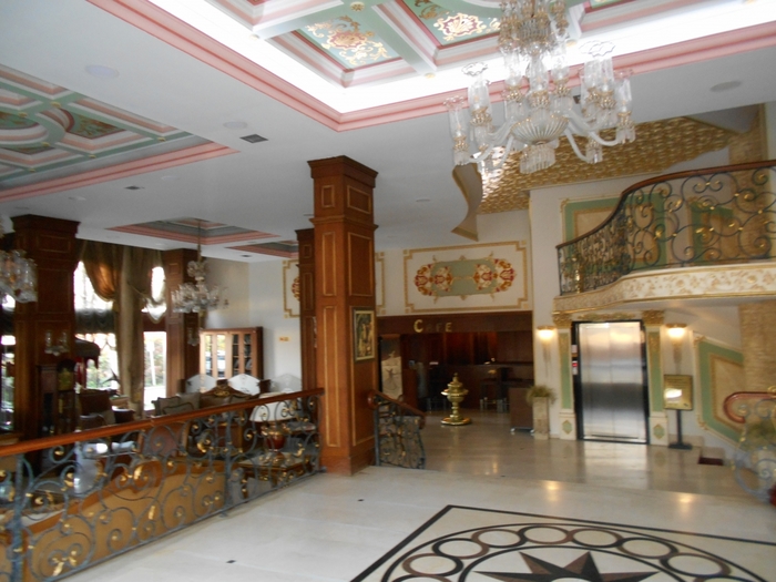 4752699_tyre_650otel_sofii (700x525, 265Kb)