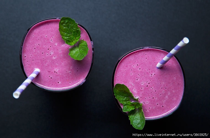 content_smoothies_of_cabbage_and_berries5 (700x460, 183Kb)