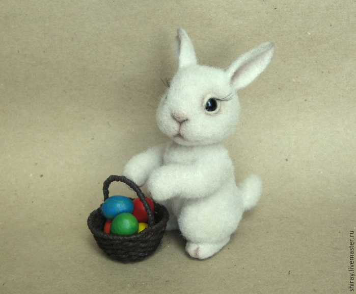 Пасхальный кролик в технике валяние из шерсти (4) (700x576, 317Kb)