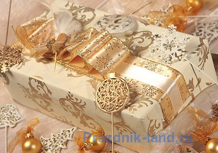 Упаковка подарков по-новогоднему (4) (450x315, 158Kb)