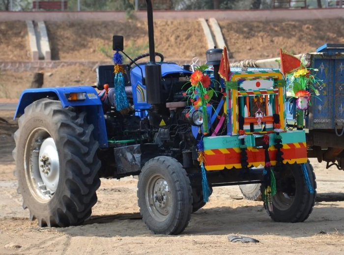 4752699_yk_traktor1 (700x519, 139Kb)