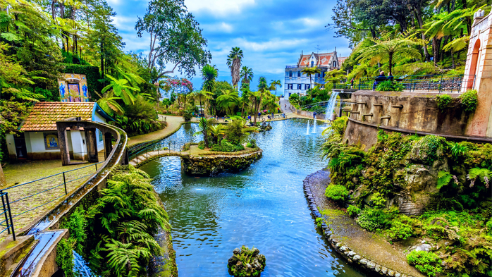 Tropical_gardens_on_Mount_Monte (700x393, 573Kb)