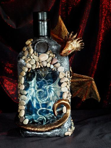 Пещера дракона. Декоративная бутылка (12) (375x500, 156Kb)