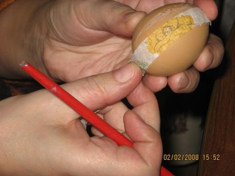 Как сделать заготовку для пасхального яйца (1) (480x360, 98Kb)