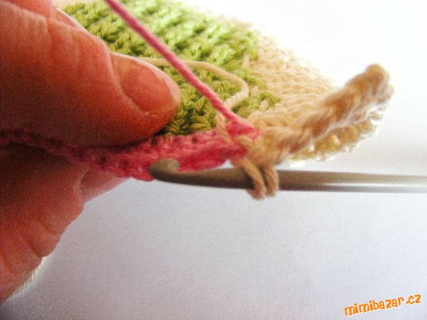 Вязание крючком. Фото МК смены цвета ниток (13) (600x450, 148Kb)