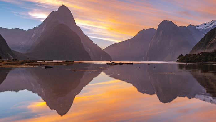 Landscape of high mountain glacier at Milford Sound, South Island, New Zealand (700x393, 234Kb)