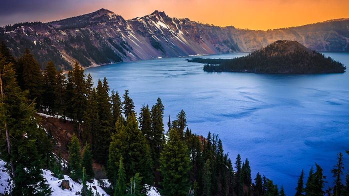 Sunset over Crater Lake National Park, Oregon, USA (700x393, 367Kb)