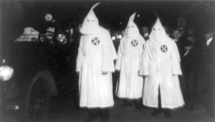 Ku_Klux_Klan_Virginia_1922_Parade (700x395, 101Kb)