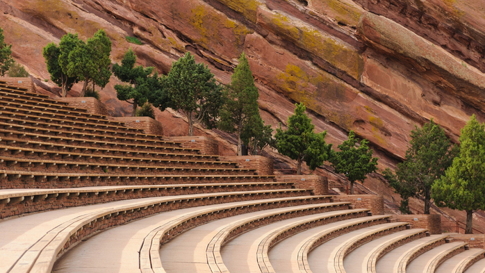 Empty bleacher seats at outdoor Red Rocks Amphitheatre venue, Morrison, Colorado, USA (700x393, 419Kb)