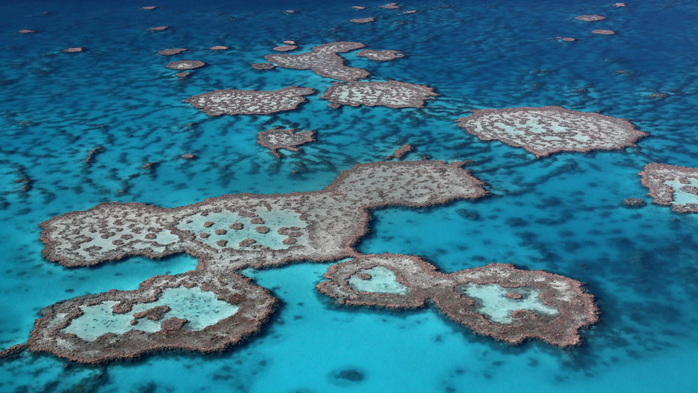 Great Barrier Reef islands, Australia (700x393, 354Kb)
