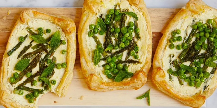 asparagus-pea-and-ricotta-vegetable-tart-recipe (700x348, 347Kb)