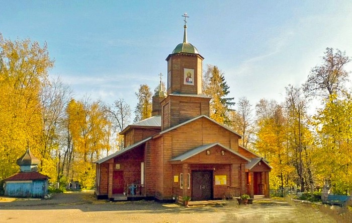 Красноуфимск. ц. Иннокентия Комельского, 1893 г. (фото 1) (700x443, 105Kb)
