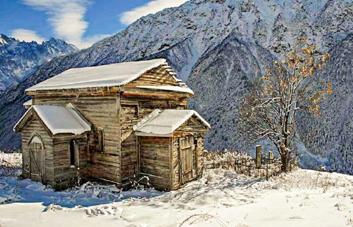 Верхний Цей. Троицкая ц., 1868 г. на кладбище (700x450, 412Kb)