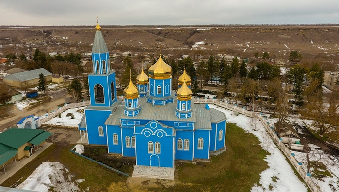 Высоцкое. Церковь Рождества Пресвятой Богородицы, 1879 г. (700x397, 350Kb)