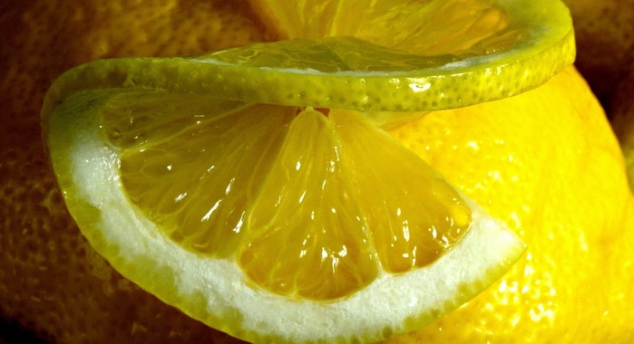 2835299_61_sposob_primeneniya_limona_v_dome__1_1_ (700x380, 188Kb)
