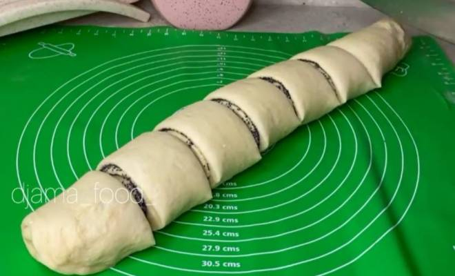 Маковые дрожжевые булочки в духовке3 (660x400, 157Kb)