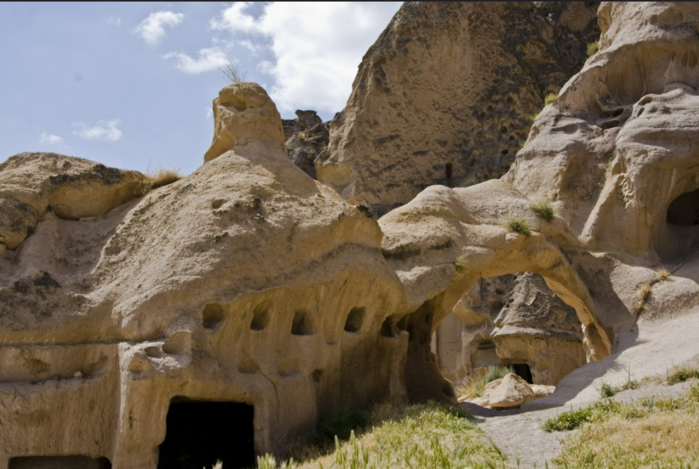3577132_Snimok_ekrana_20250329_192229 (700x469, 536Kb)