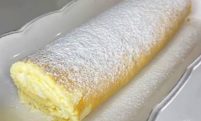 Домашний бисквитный рулет со сметанным кремом и джемом1 (660x400, 114Kb)