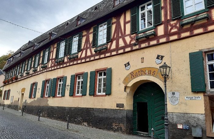 rathaus bacharach (900x656, 113Kb)