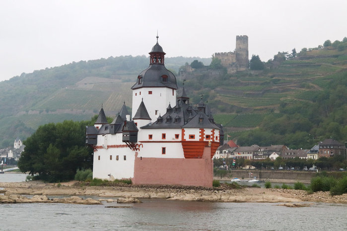 Pfalzgrafenstein+Castle (900x666, 69Kb)