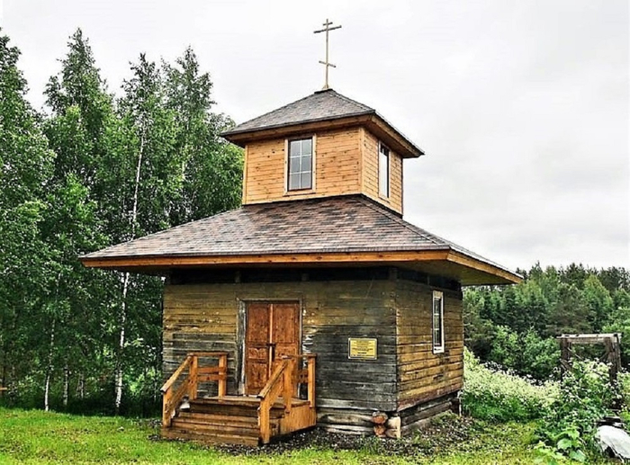 Жилотково. Часовня Димитрия Солунского, 1870 г. (700x517, 391Kb)