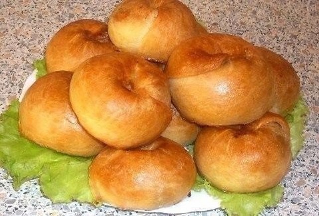 BABUSHKINYI-SLOISTYIE-PIROZHKI (640x433, 88Kb)