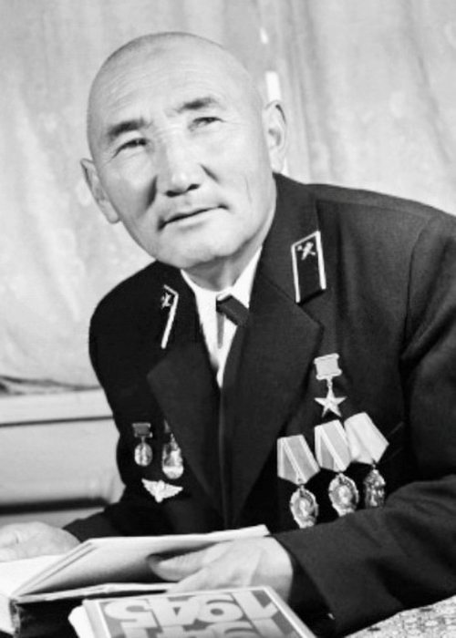 1932Balgimbekov_Abduali0 (500x700, 145Kb)