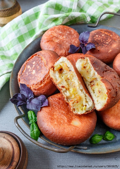 zharenye-pirozhki-s-kartoshkoi (494x700, 340Kb)