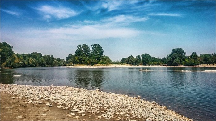 1648672263_40-vsegda-pomnim-com-p-reka-kuban-krasnodarskii-krai-foto-41 (700x393, 75Kb)