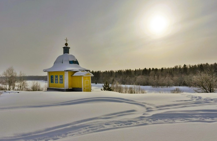 Гузеево. Успенская часовня, XIX в. (700x456, 227Kb)