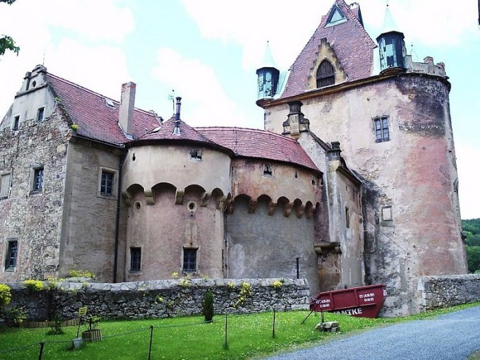 Das Schloss Kuckuckstein 30855