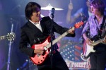 Джон Фогерти (John Fogerty ) выступает на 58-ой Annual BMI Pop Awards в Беверли-Хиллз, Калифорния, 18 мая 2010 года.