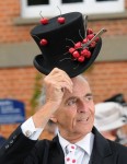 Пятидневные Королевские скачки (Royal Ascot) в Аскот, Англия, 15-19 июня 2010 года.