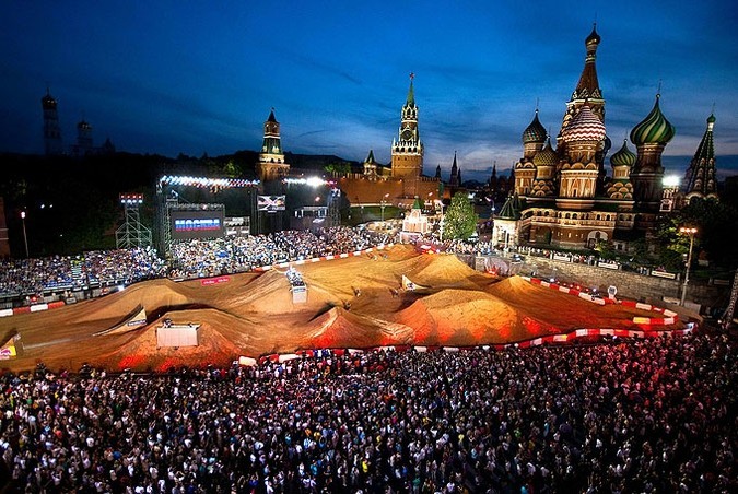 Фристайл-мотокросс Red Bull X-Fighters в Москве, 25-26 июня 2010 года.