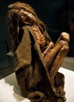 'Мумии мира' ('Mummies of the World'): выставка в Калифорнийском научном центре Лос-Анджелеса, 30 июня 2010 года.