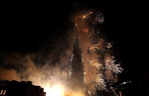 На церемонии открытия Бурдж Дубай (Бурдж Халифа), Дубаи, Арабские Эмираты, 4 января 2010 года.