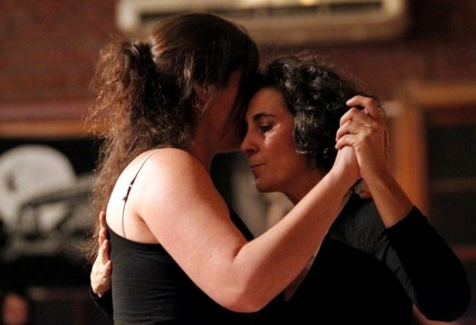 Неделя долгого танго на Tango Queer Festival в Буэнос-Айресе, Аргентина, 24 июля 2010 года.