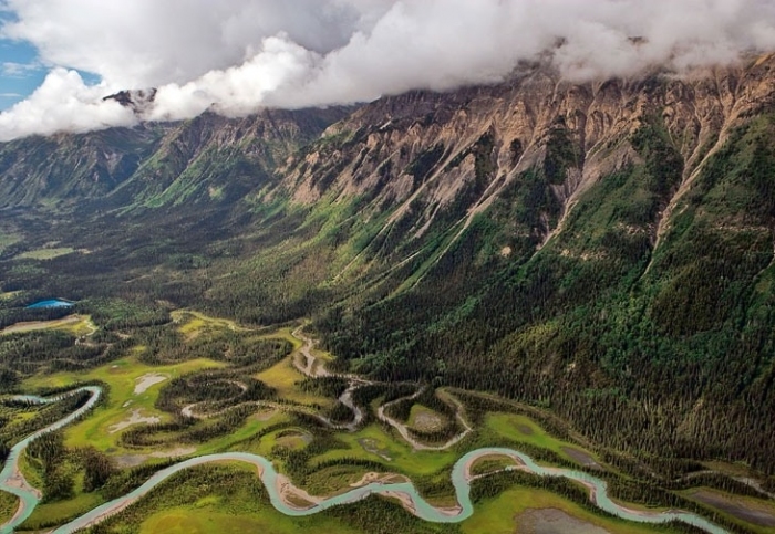 Valley reki.Kanada